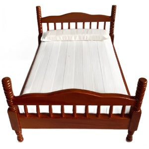 Double Bed Spindle Back Brown