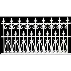 Fence in Ornate Plastic 2pc