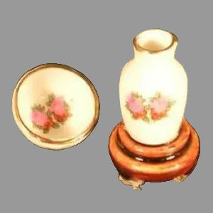 Urn on Wooden Stand & Bowl