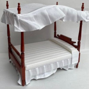 Canopy Bed Mahogany