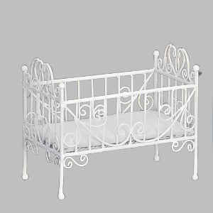 White Wire Elegant Baby Crib