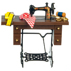 Sewing Machine with Accessories