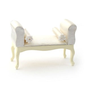 George lll Cream Window Seat